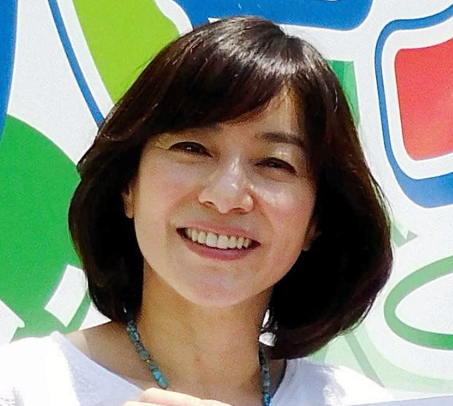 笑顔の八木亜希子