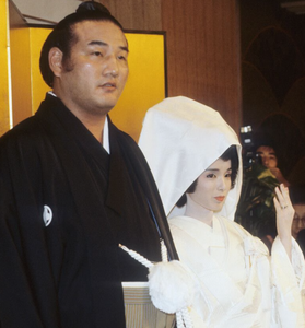 高田みづえ結婚画像