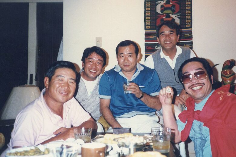 テレビ業界の仲間と食事を楽しむ大橋巨泉さん